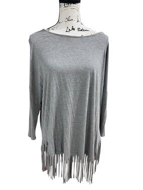 Uge Boho Women’s Knit Fringe-Trim Tunic Top gray Size Small